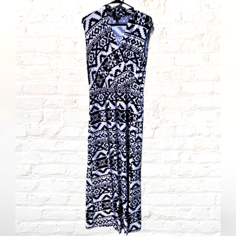 ICE White and black Geometric print Maxi Dress size M